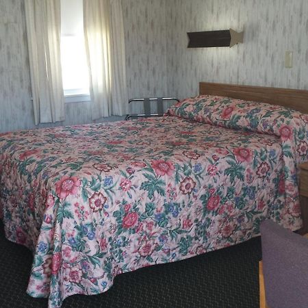 Sunset Inn Лий Екстериор снимка